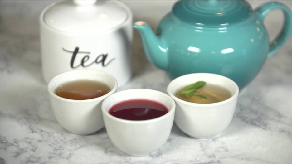 يحمي من أمراض القلب وحتى السرطان.. ما هي فوائد الشاي؟