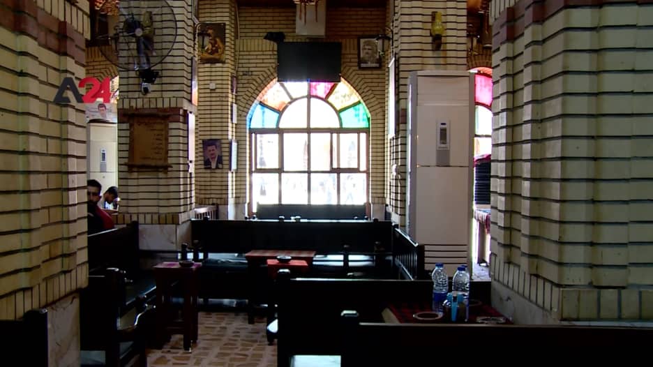 بطراز عتيق.. مقهى "مجكو" نقطة لقاء المثقفين والفنانين في أربيل بالعراق