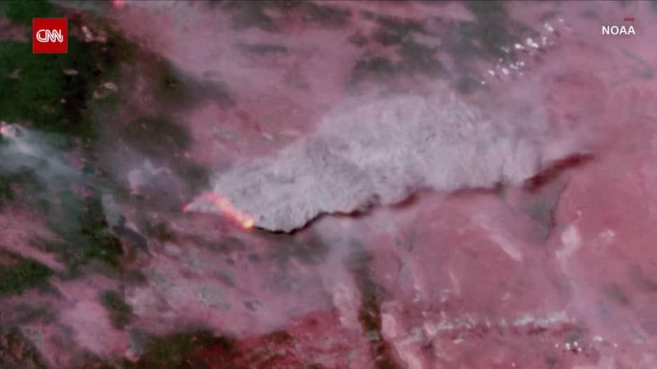 شاهد.. كاميرا من الفضاء ترصد حرائق غابات هائلة في أمريكا