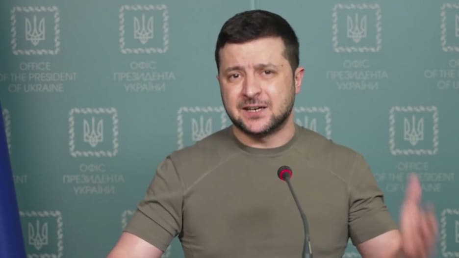 زيلينسكي: أوكرانيا توجه "أكبر ضربة للجيش الروسي منذ عقود"