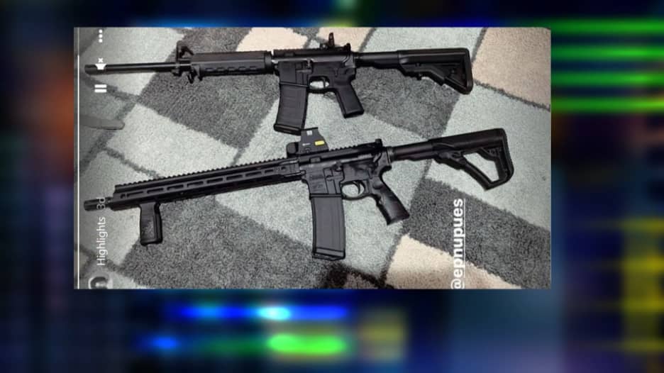المشتبه به بتنفيذ مذبحة تكساس نشر صورة أسلحة بإنستغرام قبل أيام من العملية