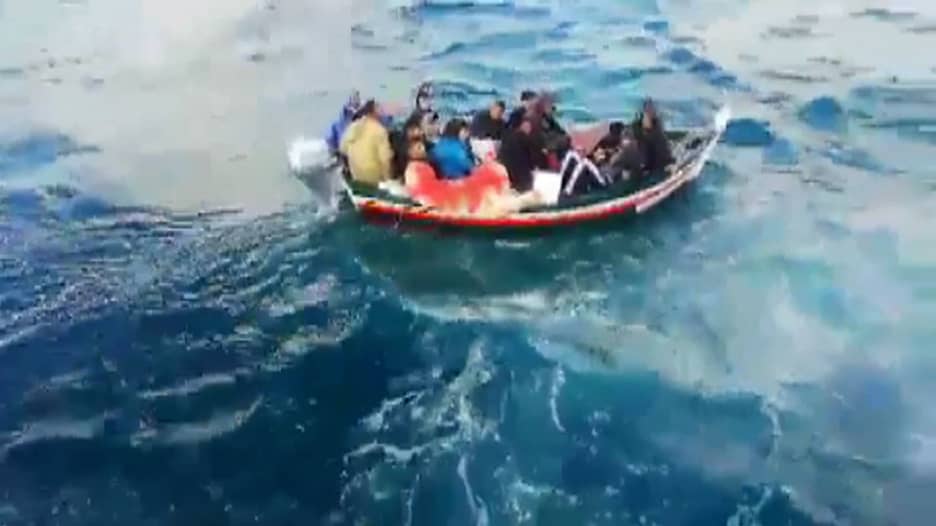 حصري من تونس.. مراسل CNN يتتبع آثار المهاجرين غير الشرعيين عبر المسار الأكثر خطورة إلى أوروبا