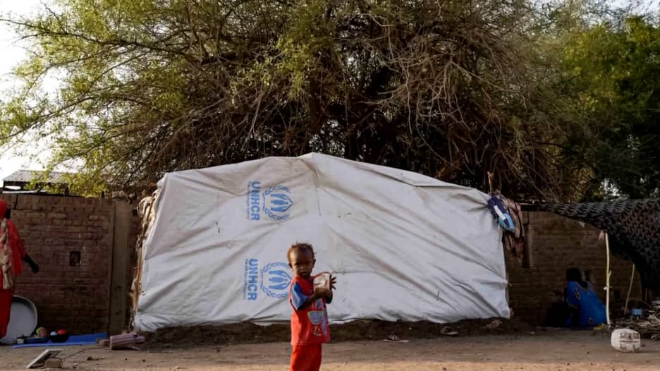 "الوضع يتدهور بشكل كبير".. الصليب الأحمر تدعو إلى استجابة إنسانية عاجلة في السودان