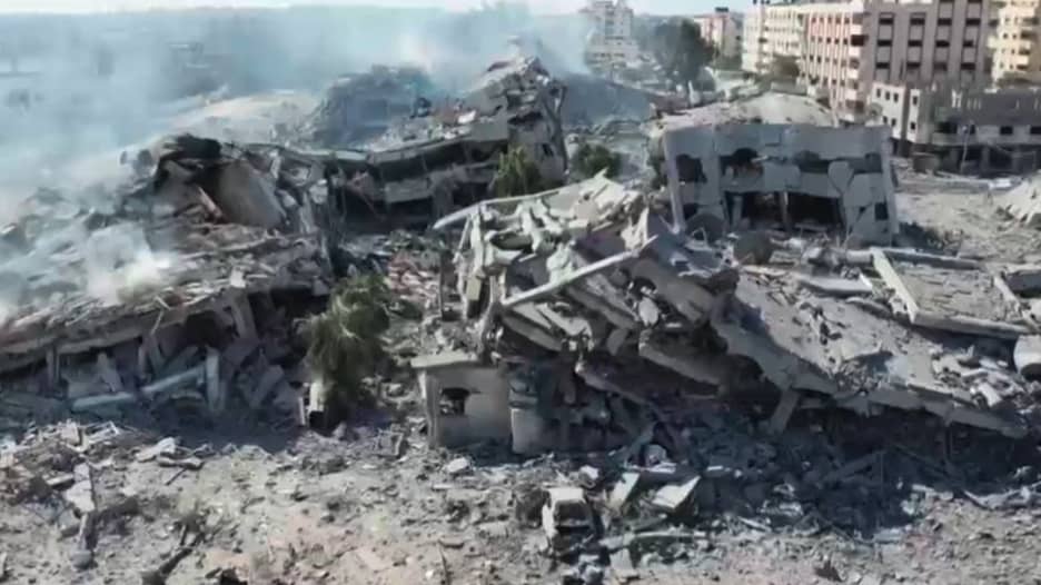 لقطات جوية من طائرة CNN بدون طيار تُظهر الدمار الهائل في غزة