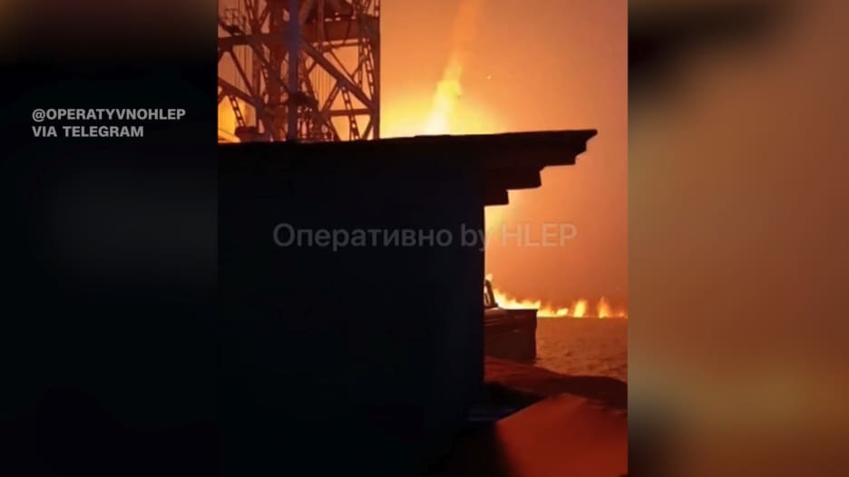 أحدثت انفجارات هائلة.. شاهد لحظة شن روسيا هجوما صاروخيا واسع النطاق على أوكرانيا