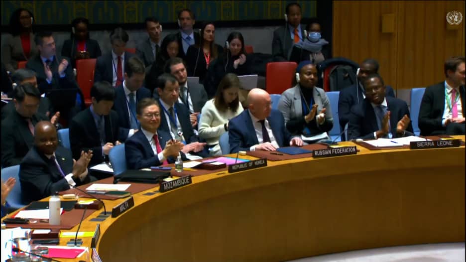 لحظة موافقة مجلس الأمن على مشروع قرار يدعو إلى وقف فوري لإطلاق النار في غزة