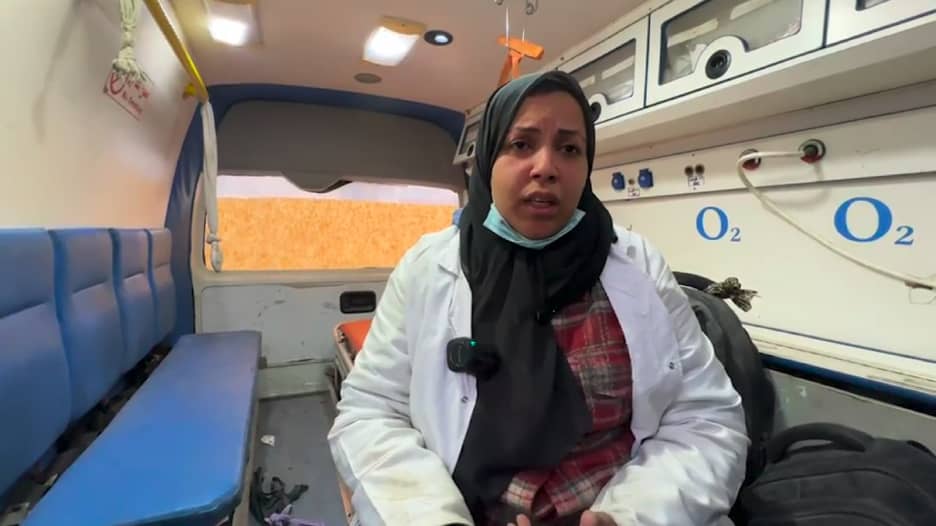 تفاصيل صادمة.. شاهد كيف وصفت ممرضة فلسطينية إخلاء إسرائيل مستشفى كمال عدوان شمال غزة