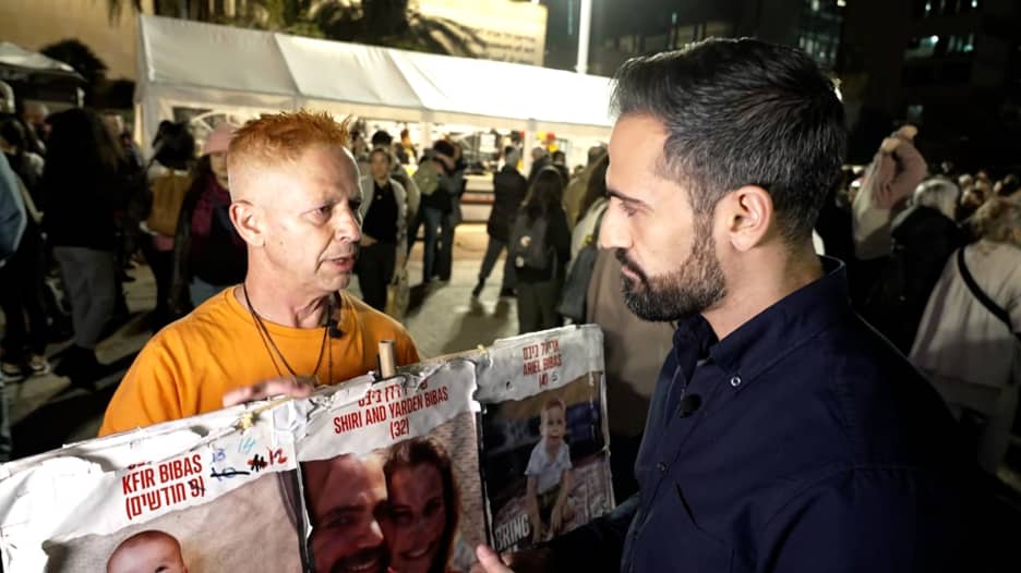 "خائف للغاية".. عم أحد الرهائن في غزة يتحدث لـCNN وسط آمال بوقف إطلاق النار