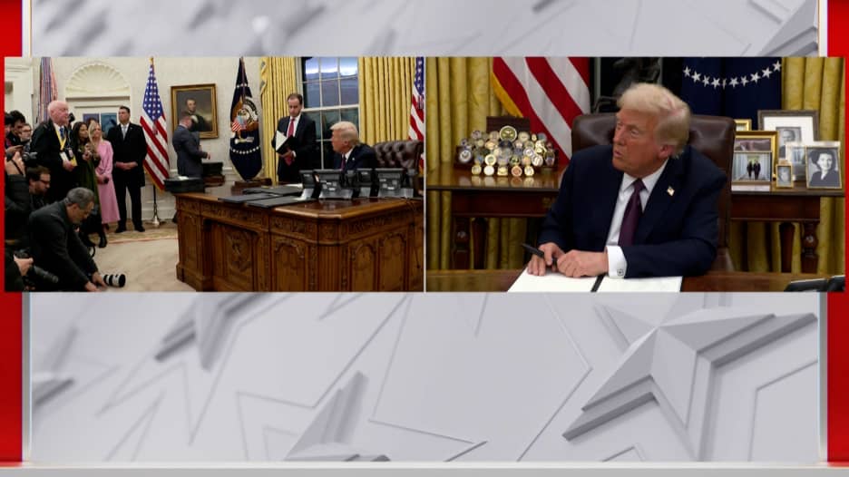 ترامب "غير واثق" بأن وقف إطلاق النار سيصمد.. ماذا قال عن إعادة إعمار غزة؟