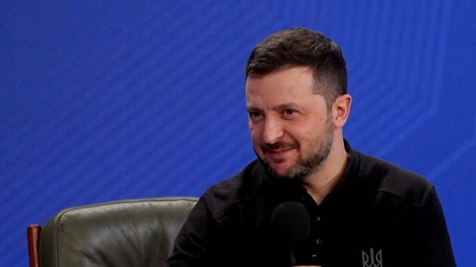 هل ستستقيل من منصبك؟ استمع إلى رد الرئيس الأوكراني على سؤال مراسل