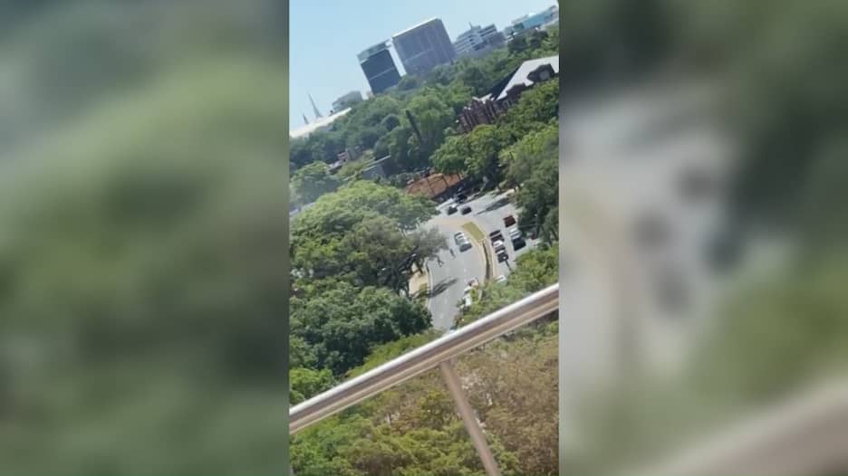 شاهد اللحظات الأولى بعد اطلاق نار جماعي في فلوريدا