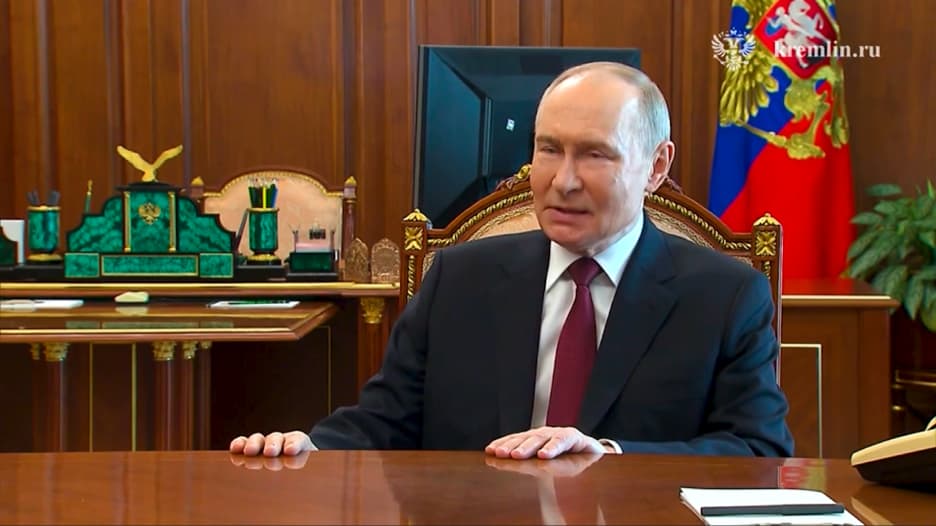 شاهد كيف علق مراسل CNN على إعلان بوتين عن "هدنة عيد الفصح" في أوكرانيا