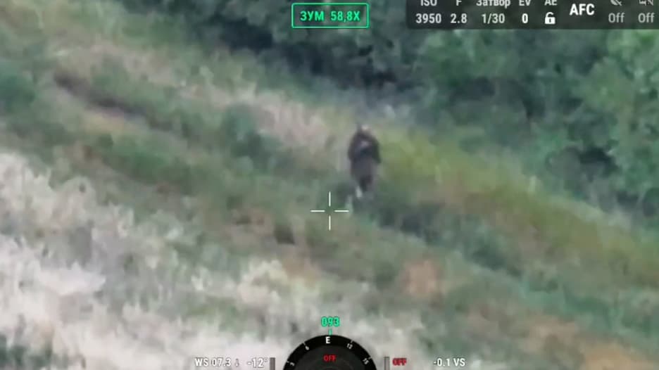 أرسلوا له دراجة بطائرة مسيرة.. ابتكار جنوني ينقذ جنديا أوكرانيًا مصابا من حصار روسي قاتل