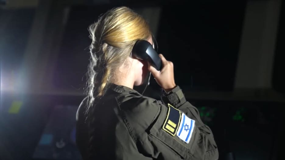 إسرائيل تعترض "أسطول الصمود" المتجه الى غزة وتبث مقطعًا للحظة تحذير السفن