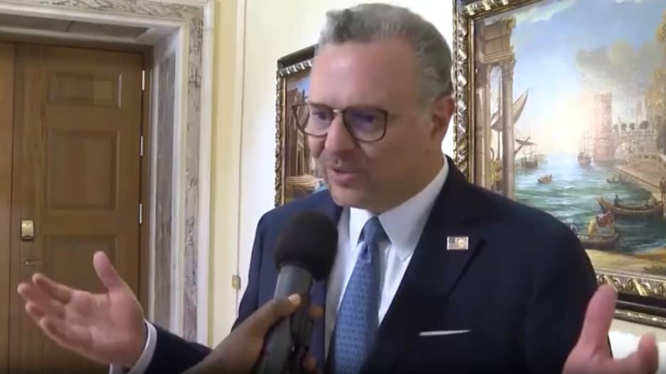 ترامب يلوّح بالتدخل العسكري في نيجيريا لحماية المسيحيين.. ومستشاره يُعلق