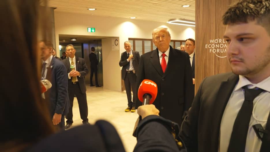 ترامب لـCNN: "الجميع سعداء للغاية" بإطار الاتفاق بشأن غرينلاند.. وسترونه قريبًا