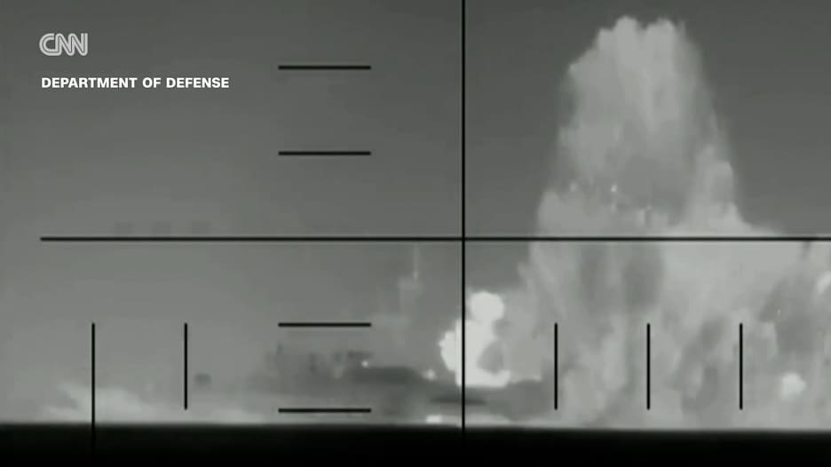 بطريقة "لم تحدث منذ الحرب العالمية الثانية".. هيغسيث يؤكد إغراق سفينة حربية إيرانية