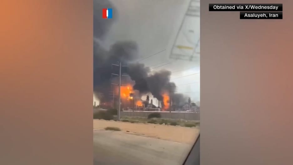 إيران تستهدف عدة منشآت لإنتاج النفط والغاز بعدة دول في الخليج.. وترامب: لم نعلم بخطة إسرائيل