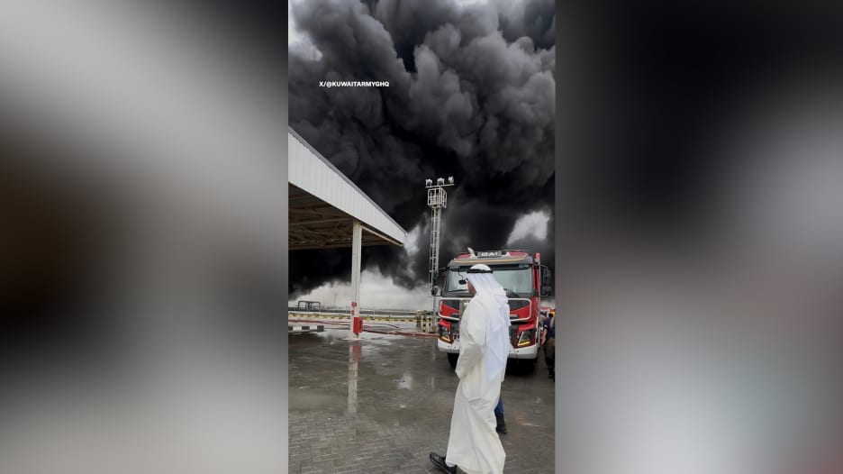 دول الخليج تتصدى لمزيد من الضربات الإيرانية العنيفة.. وقلق متزايد من أن "الأسوأ لم يأت بعد"