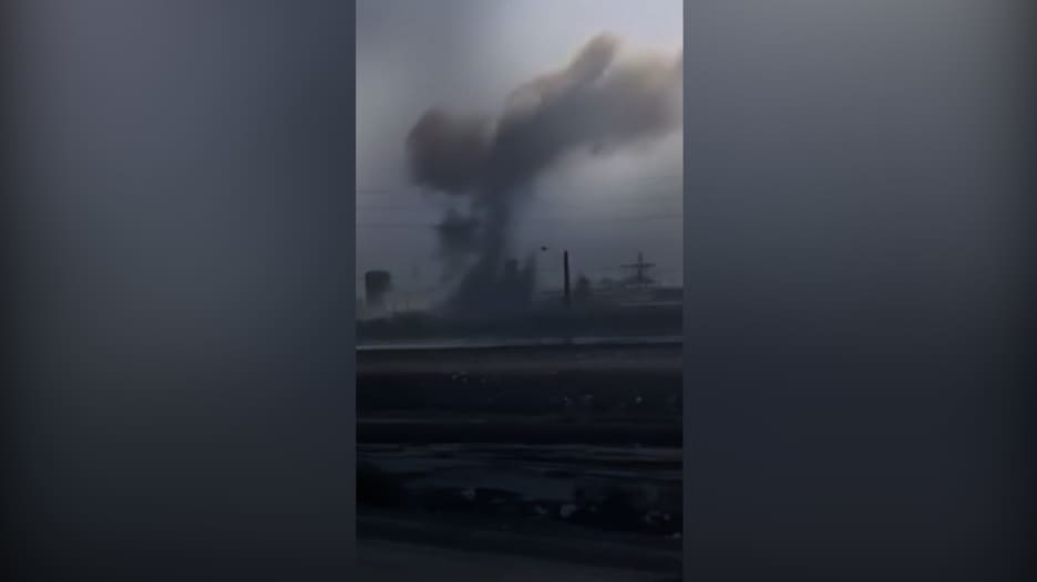 قصف إسرائيلي على مصنع في إيران وسط أول تبادل هجمات منذ الهدنة