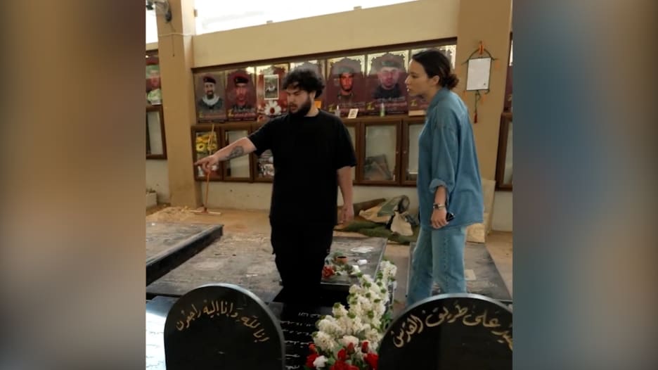 شاهد كيف تثير الحرب انقساماً في آراء اللبنانيين حول حزب الله