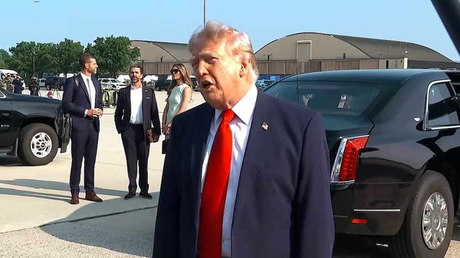 "أمريكا لا تستطيع بناء طائرة كهذه".. ترامب يشيد بطائرة رئاسية أهدتها قطر