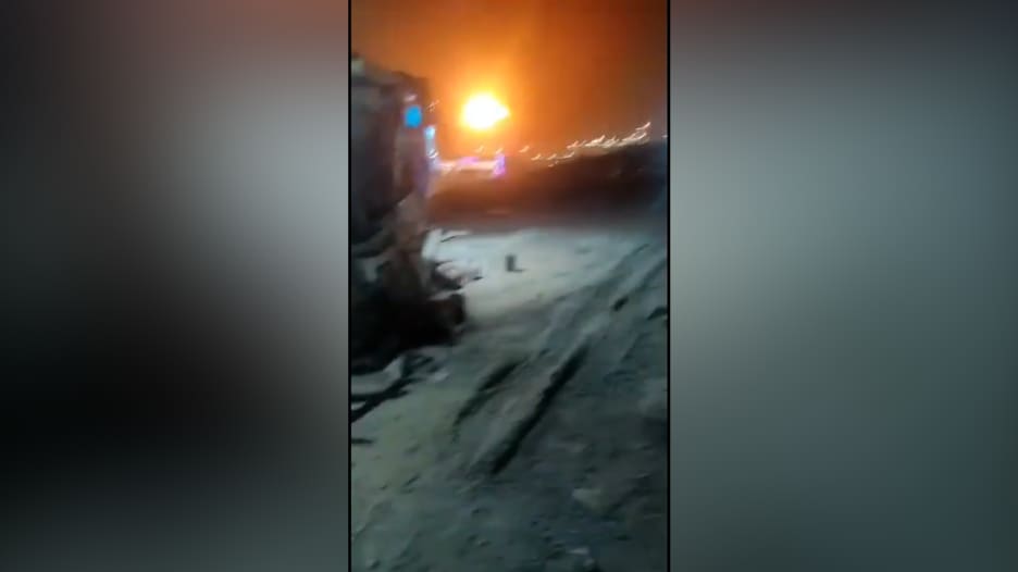 رصد انفجارات بمدينة إيرانية ساحلية وسط غارات أمريكية جديدة