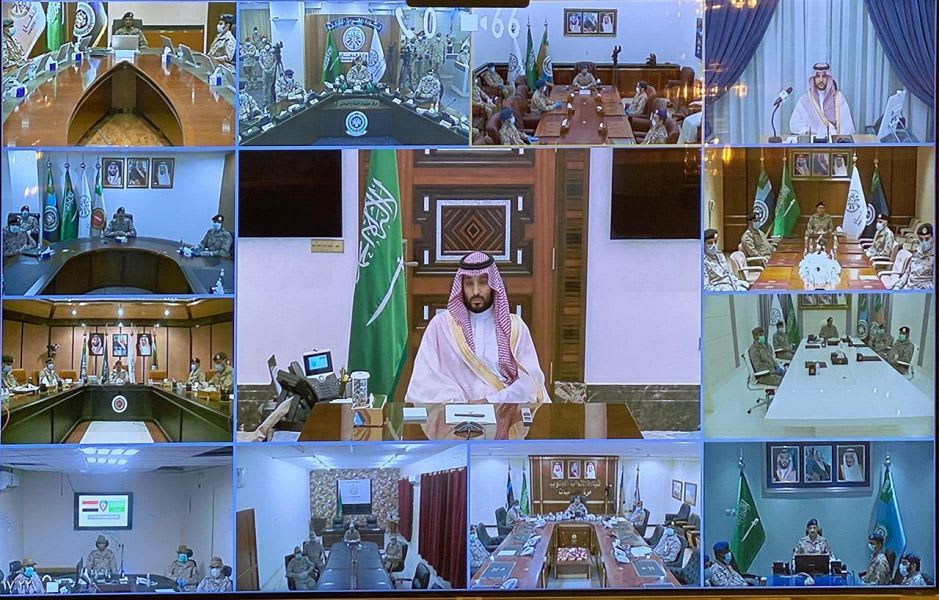 ولي العهد السعودي يهنئ منسوبي وزارة الدفاع بمناسبة عيد الفطر