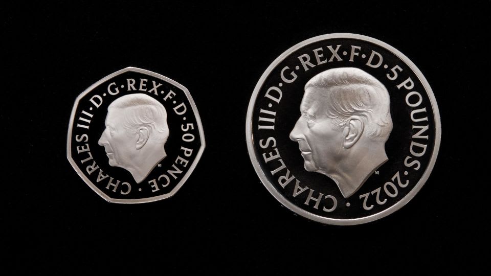 الكشف عن صورة العملة المعدنية للملك تشارلز الثالث