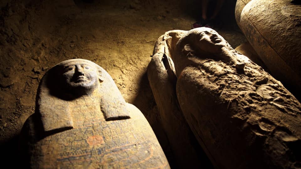 شاهد ما كشفه باحثون بعد تشريح 3 مومياوات مصرية قديمة رقميا