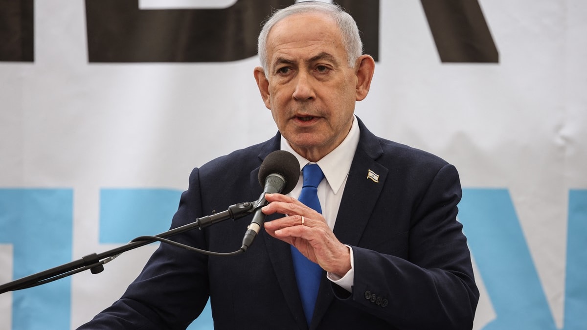 شاهد.. مسؤول لبناني يرد على نتنياهو: "لا مفاوضات تحت ضغط النيران"