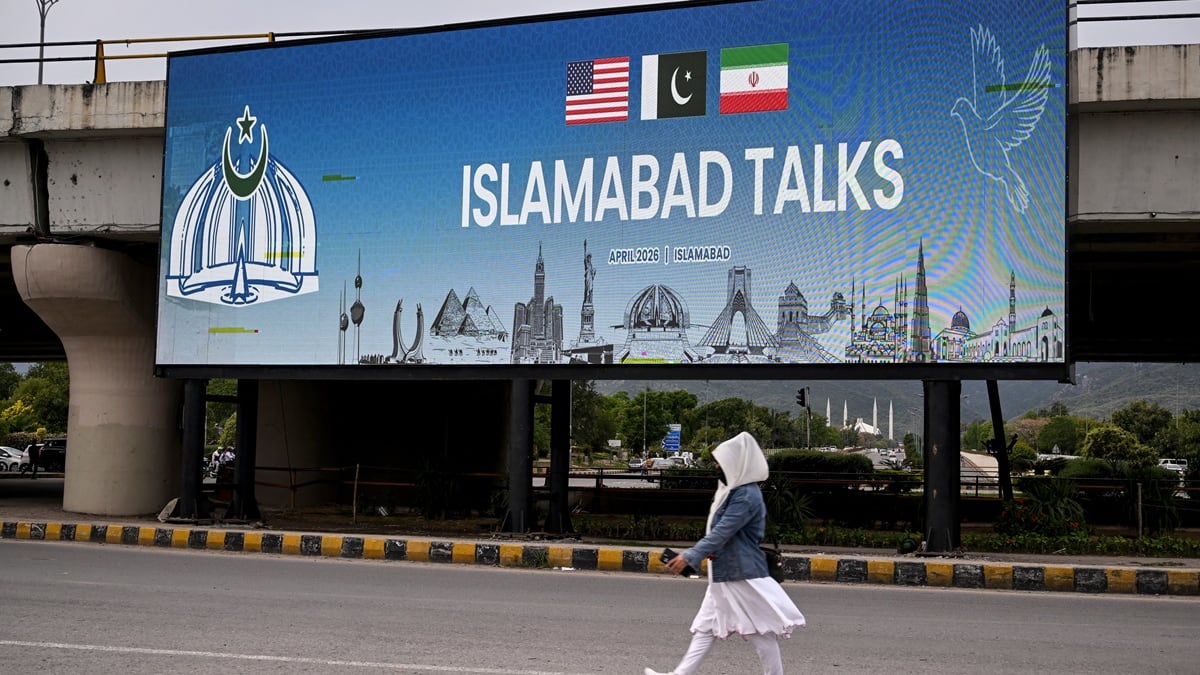 بعد توتر في مضيق هرمز.. هل تسفر محادثات أمريكا وإيران عن اتفاق؟