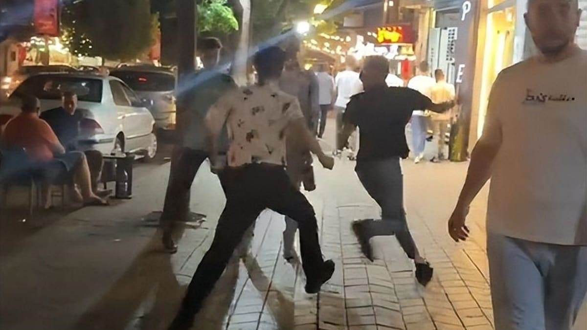 فيديو متداول لـ"اشتباك بين سائح آسيوي وشاب سوري"..ما حقيقته؟