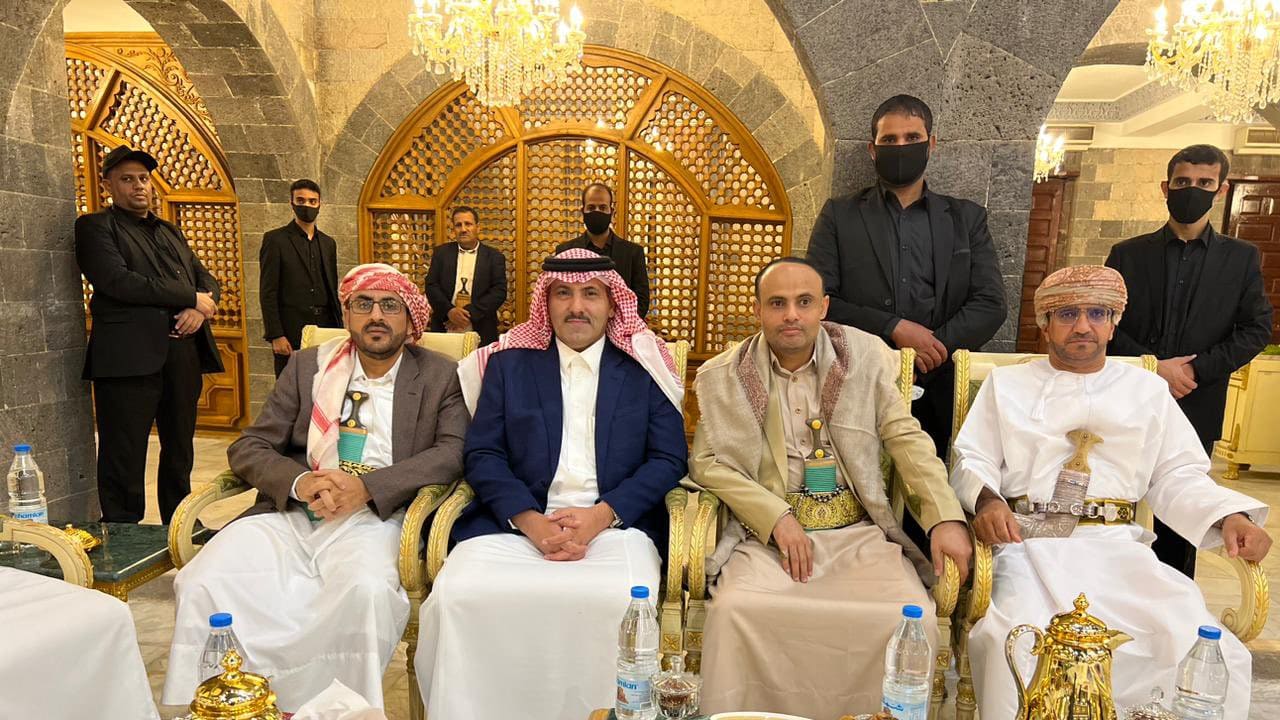سفير السعودية لدى اليمن: زيارتي إلى صنعاء هدفها وقف إطلاق النار وتثبيت الهدنة