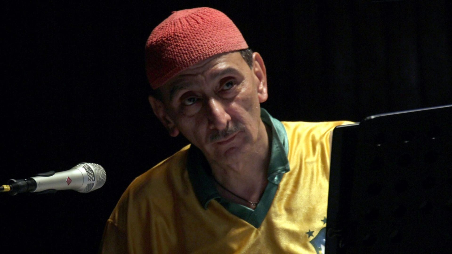 وفاة دلال كرم طليقة الراحل زياد الرحباني.. علاقة معقدة خلدتها أغنيات