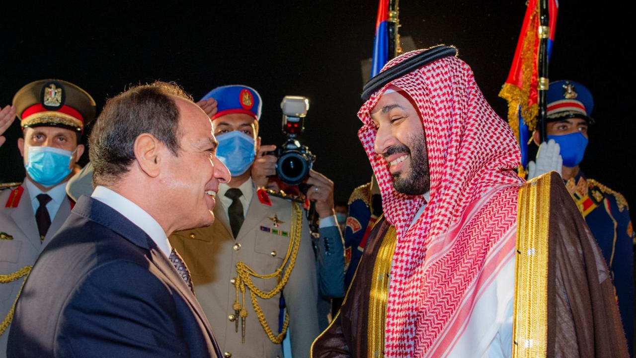جانب من استقبال الرئيس المصري لولي العهد السعودي