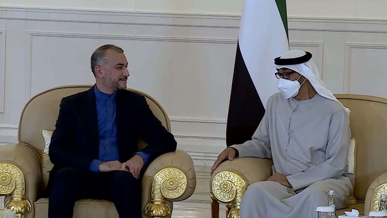 جانب من لقاء  وزير الخارجية الإيراني حسين أمير عبداللهيان والشيخ محمد بن زايد رئيس دولة الإمارات
