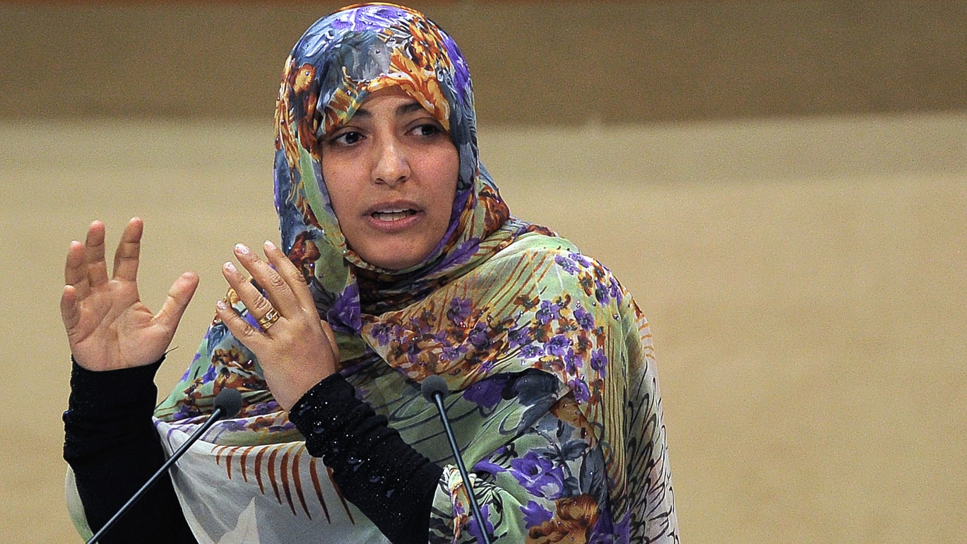 أول امرأة تُكلف برئاسة حكومة دولة عربية.. من هي نجلاء بودن؟