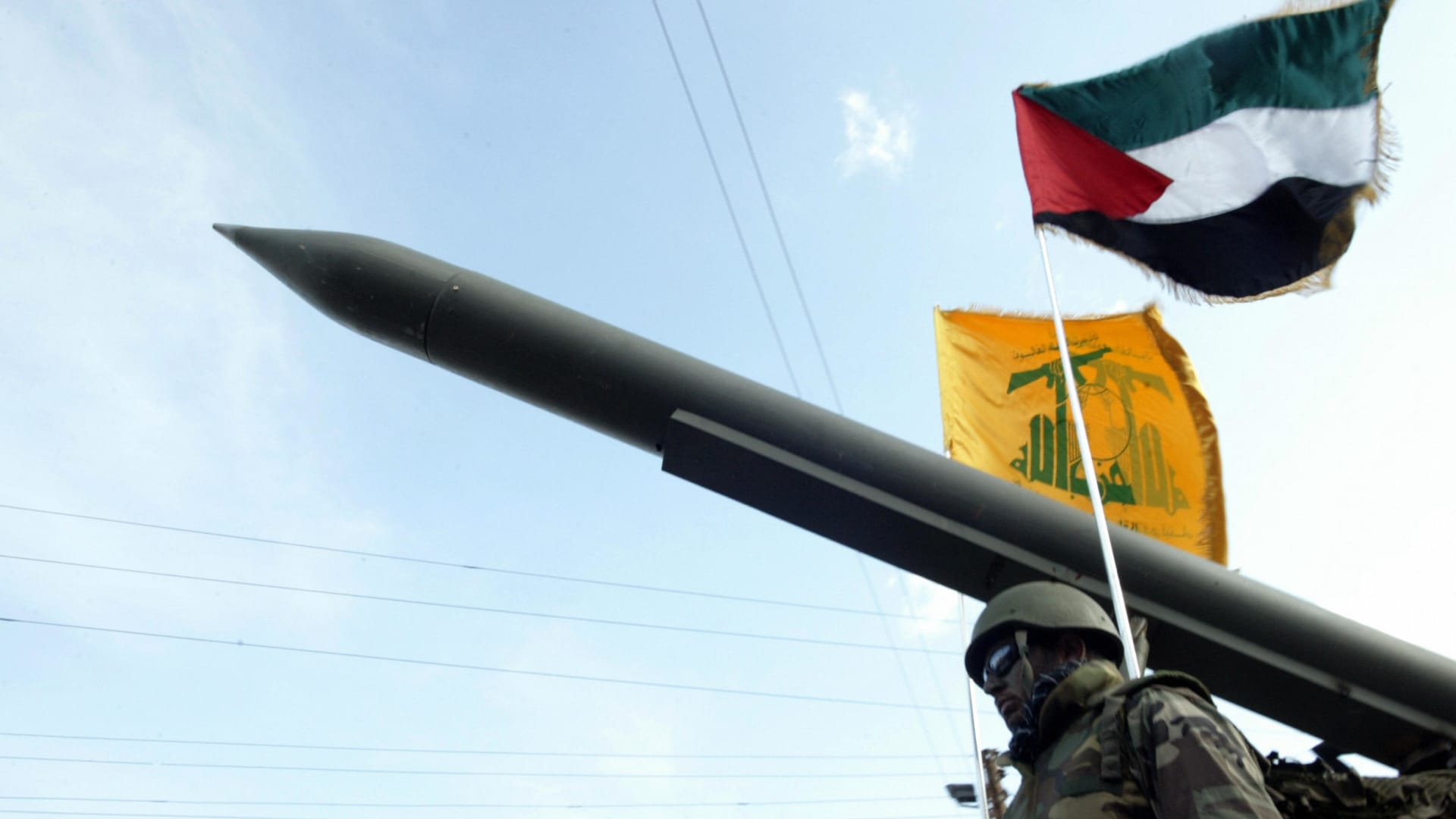 "دقيقة للغاية".. جنرال متقاعد يعلق على الضربة الأمريكية التي استهدفت زعيم "كتائب حزب الله" ببغداد