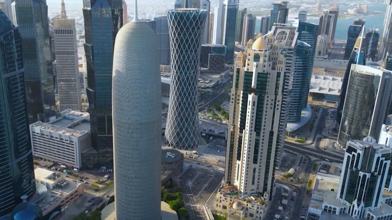 مزيج من ناطحات السحاب والتراث.. ما الذي يميّز أفق العاصمة القطرية الدوحة؟