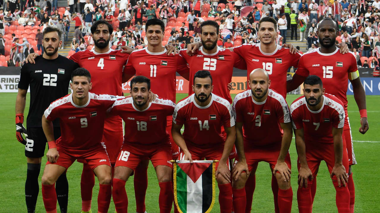 الجزائر تعلن استضافتها لمباريات منتخب فلسطين وتتحمل كافة تكاليفها 