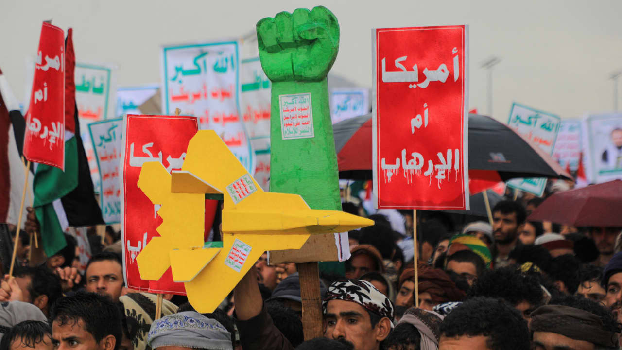 ماذا قال الحوثيون عن الاحتجاجات المؤيدة للفلسطينيين في الجامعات الأمريكية؟