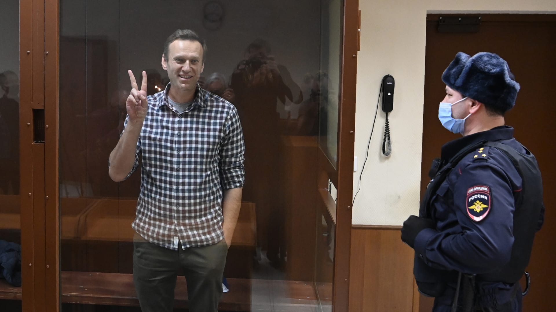 زعيم المعارضة الروسية أليكسي نافالني يعود للمحكمة بسبب التشهير