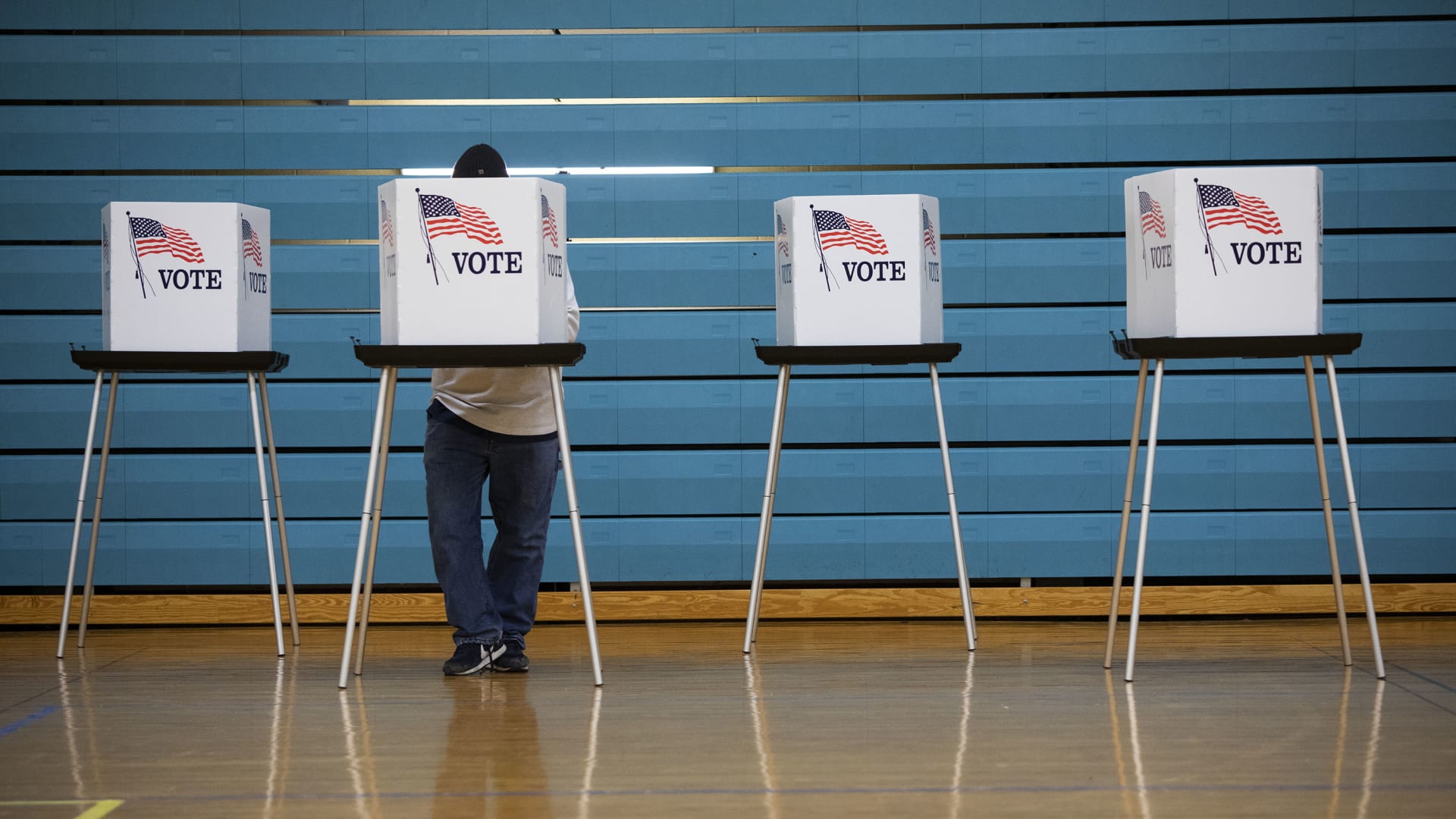 الاستخبارات الأمريكية تكشف عن دول "حاولت التدخل" في انتخابات الكونغرس 1 الاستخبارات الأمريكية تكشف عن دول "حاولت التدخل" في انتخابات الكونغرس