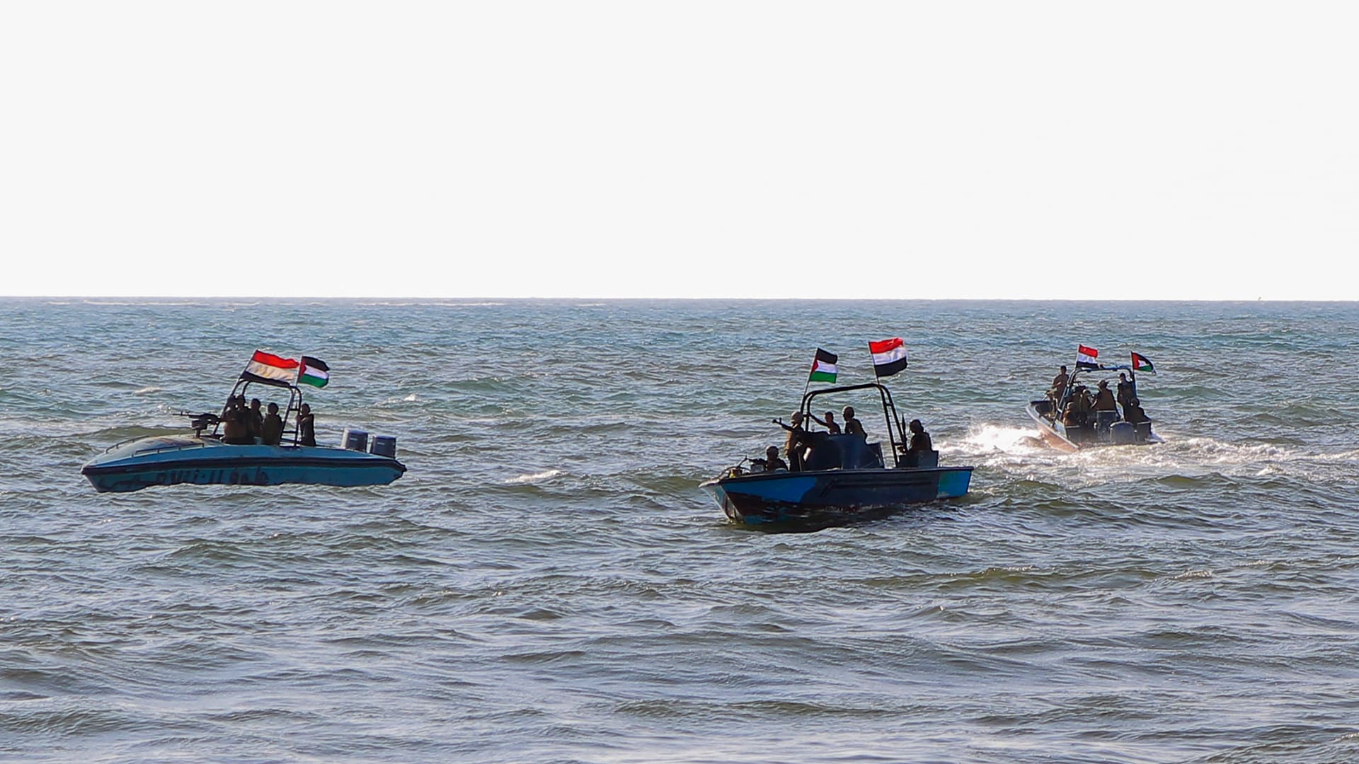 أمريكا: الحوثيون اختطفوا ناجين من طاقم السفينة "إترنيتي سي" بعد إغراقها