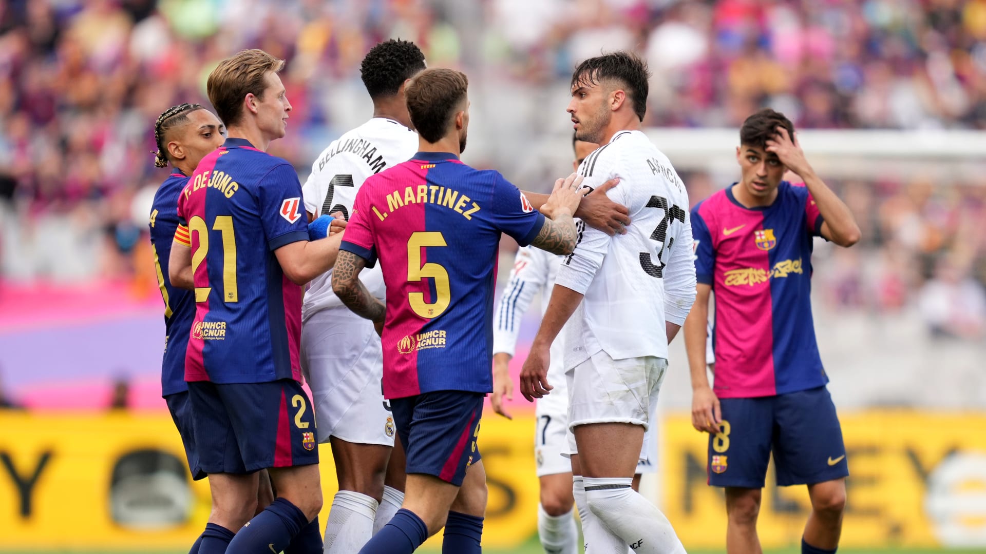 أول تعليق من ريال مدريد على فوز برشلونة بلقب الدوري الإسباني