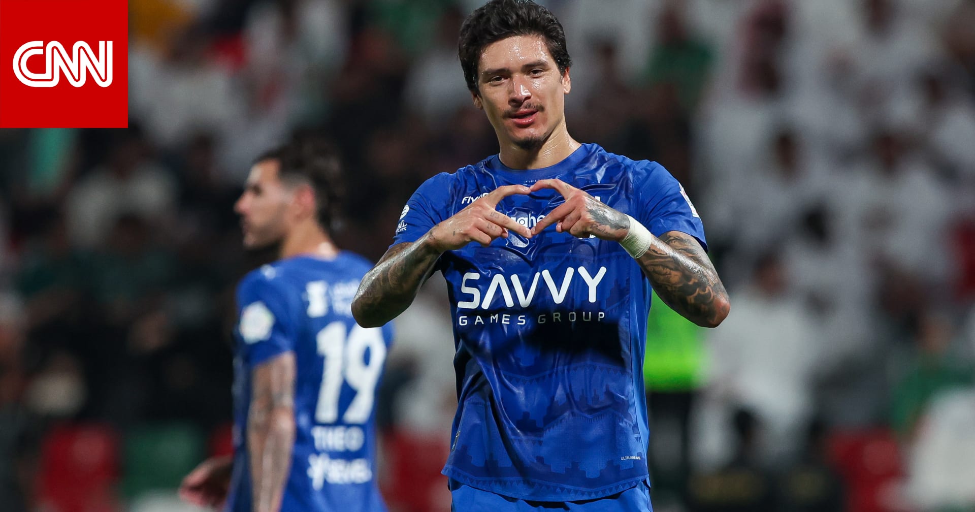 تصرف "غير متوقع" من نونيز بعد رمي جمهور الاتحاد علب المياه على لاعبي الهلال