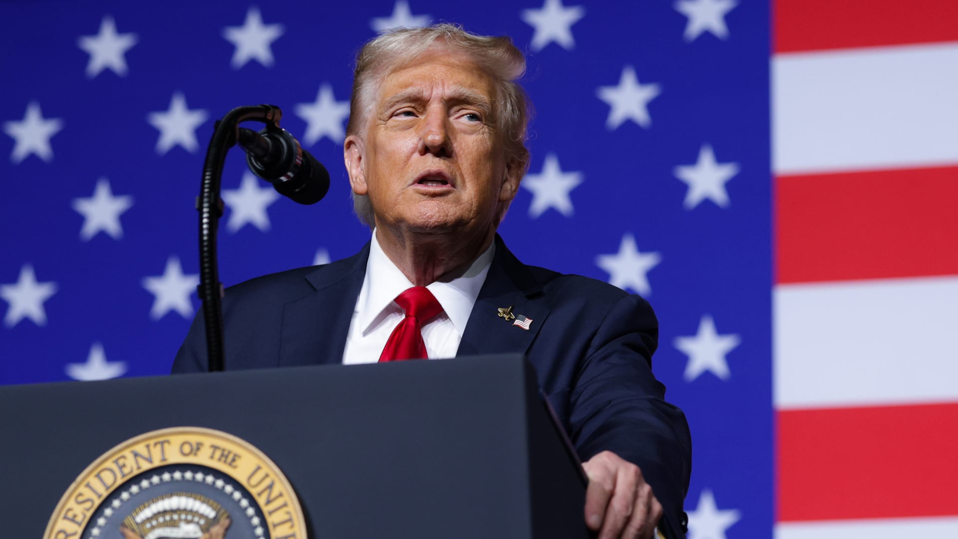 إيران تعلق على إعلان ترامب عن استئناف التجارب النووية