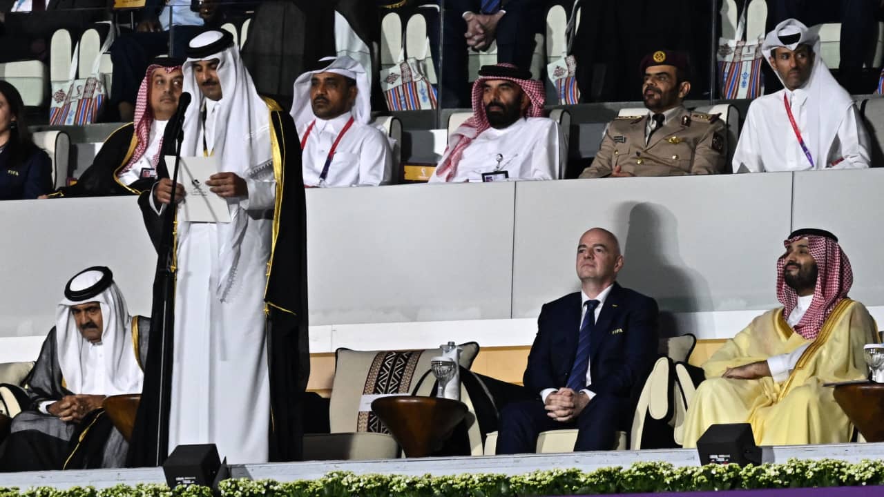 الملك سلمان وولي العهد السعودي يوجّهان رسالة لأمير قطر بعد فوز منتخب بلاده بلقب كأس آسيا