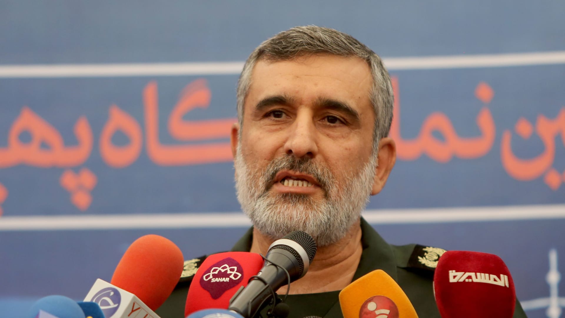 صورة أرشيفية لقائد القوات الجوفضائية في "الحرس الثوري" الإيراني، العميد أمير علي حاجي زادة 